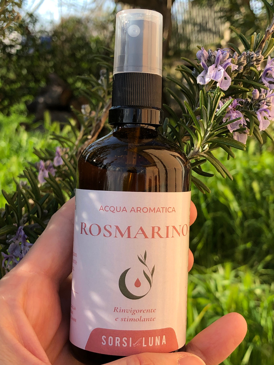 Acqua aromatica di rosmarino